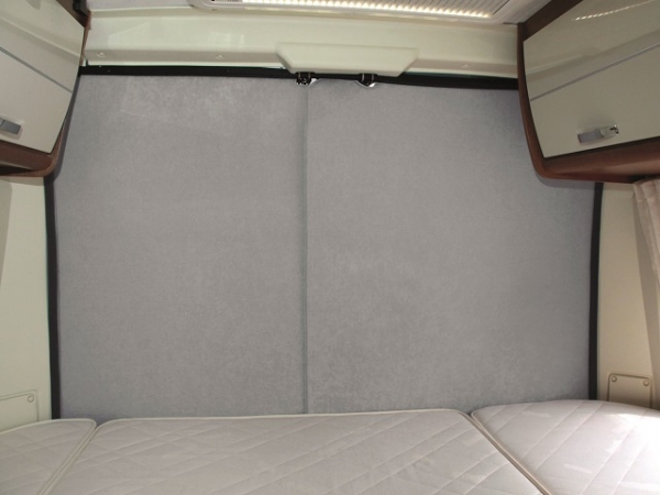 Product Image for Isolering Bakdörr Ducato x250/290. Ljusgrå. 2-delad.