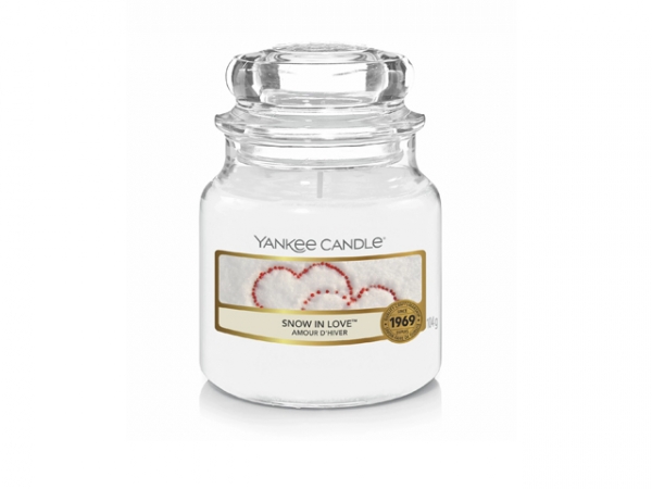 Product Image for Doftljus Yankee Candle Classic Small - Snow In Love