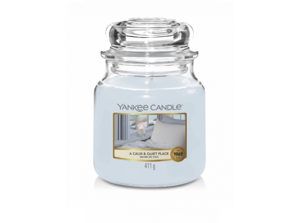 Product Image for Doftljus Yankee Candle Classic Medium - A Calm & Quiet Place