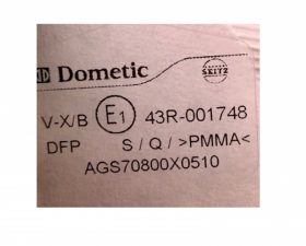 Vindu 800x510mm Dometic Seitz