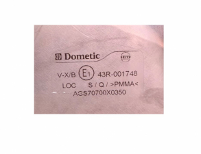 Vindu 700x350mm grå Dometic Seitz