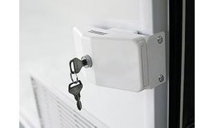 Sikkerhetslås for dørkarmen, Thule