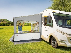 Sidevegg Fiamma F45S / F45 L med mørkeleggingsgardin