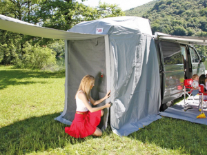 Bakgavelskydd Fiamma Rear Door Cover VW T5 / T6.