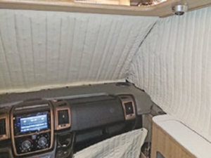 Thermogardin för helintegrerad husbil KABE –