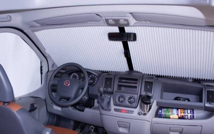 Remifront IV for Fiat Ducato X250 2006-2014 i gruppen Chassis / Vinduer / Mørkeleggingsgardiner / Mørkelegging Fiat hos Camping 4U (9908406r)