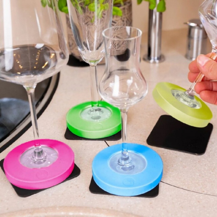 Magnetisk glassdeksel 6-pack Flerfarget Silwy i gruppen Kjøkkenutstyr / Husholdning / Glass og karaffler hos Camping 4U (9971528)