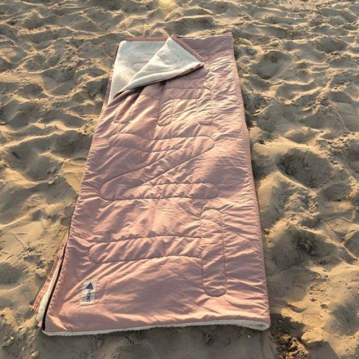 Bentcho sovepose inkl. hette farge sand i gruppen Outdoor & Friluftsliv / Soveposer hos Camping 4U (9971659)
