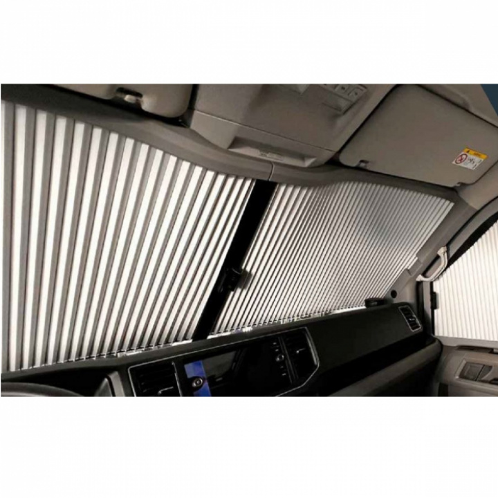 Remifront Man TGE 2024-/Crafter 2024 uten oppbevaringsrom i gruppen Chassis / Vinduer / Mørkeleggingsgardiner / Mørkelegging VW Crafter hos Camping 4U (T03-106E)