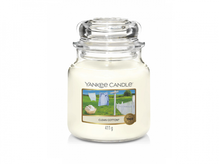 Doftljus Yankee Candle Classic Medium - Clean Cotton i gruppen Kjøkkenutstyr / Gaveartikler / Duftlys hos Camping 4U (YC-1010729E)